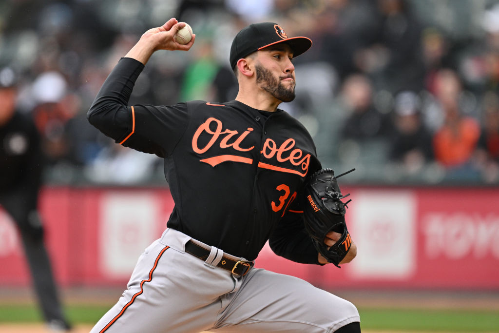 Rodriguez rebounds from rough first inning, O's break tie in