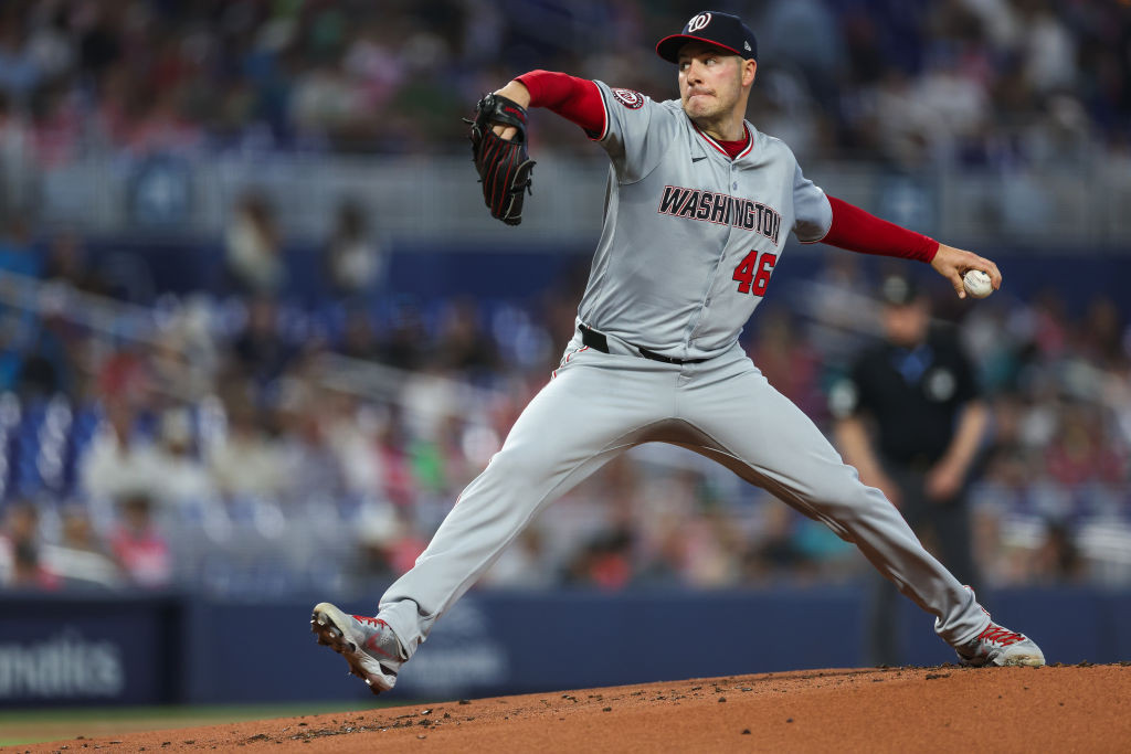 Corbin pitching gray