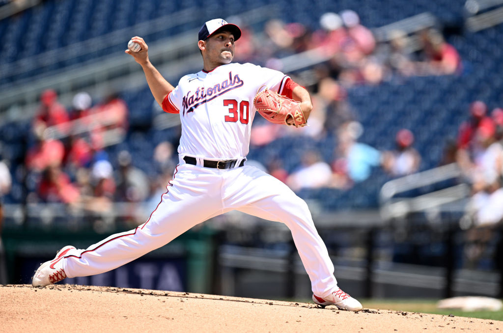 espino pitching white