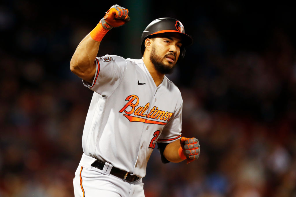 Orioles use 4-run sixth inning to break open a tight game, beat