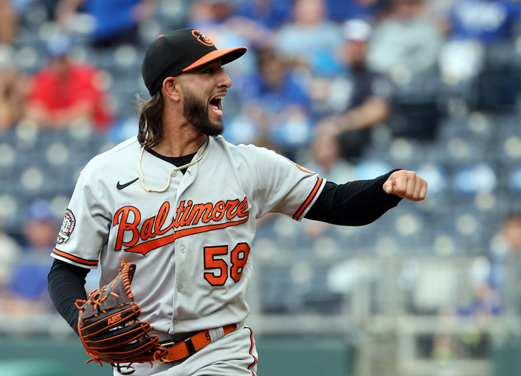 O’s score 10, leave Kansas City with series split (updated)