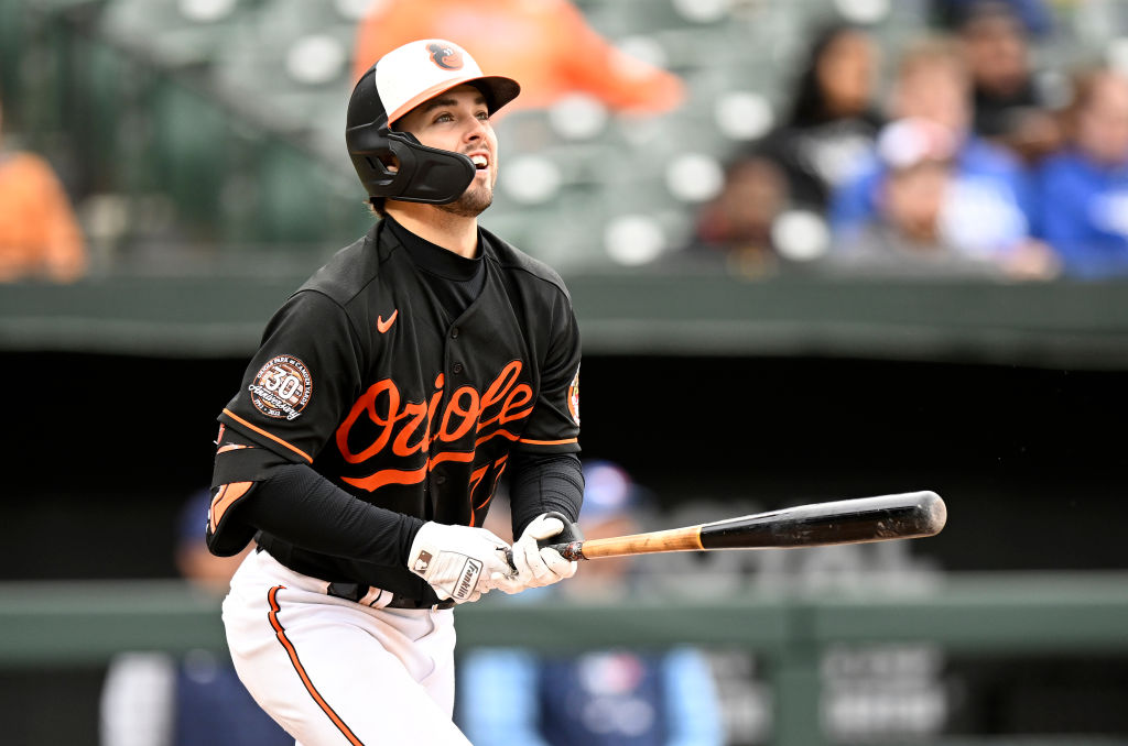 Vavra’s first major league home run gives Orioles 5-4 win in Game 1 (updated)