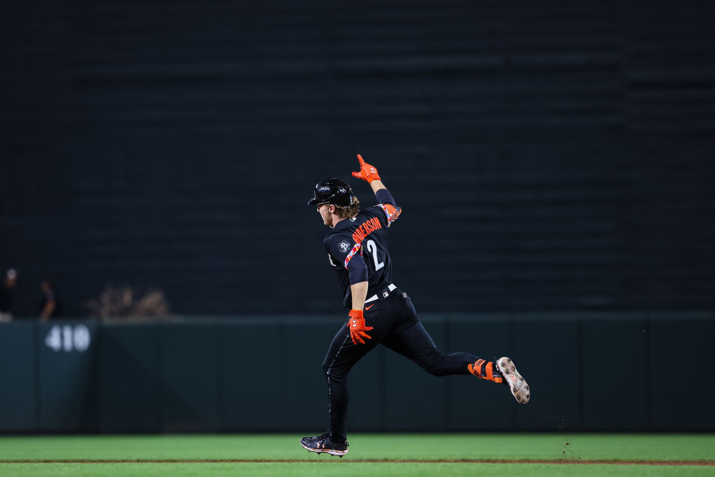 With concern over their closer the O’s pull out another one, extend AL East lead