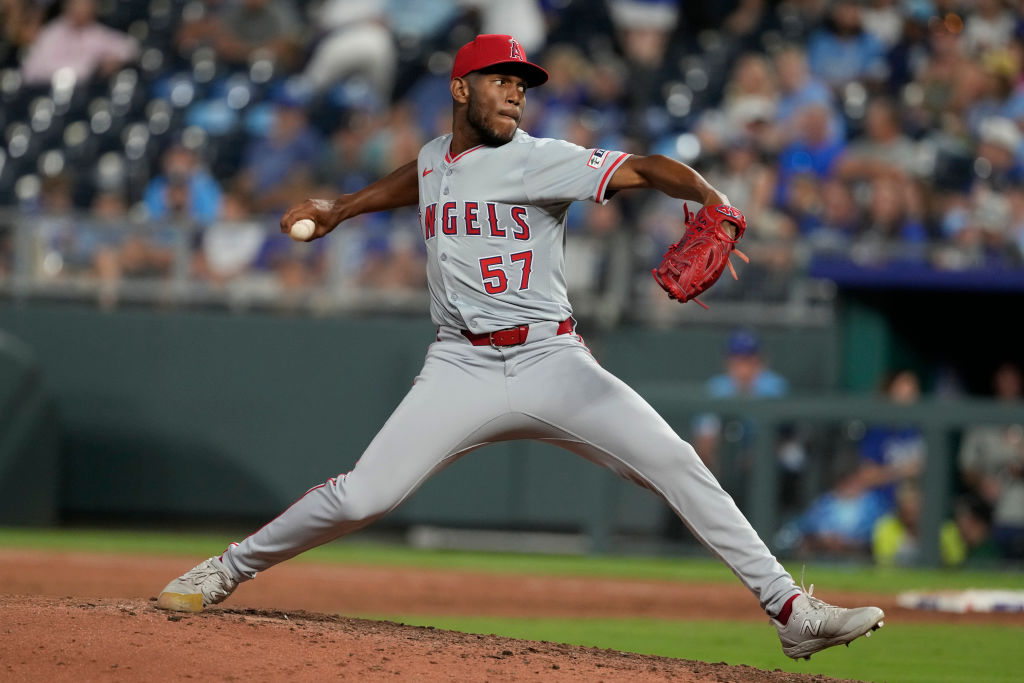 Orioles claim Roansy Contreras on waivers and DFA Livan Soto