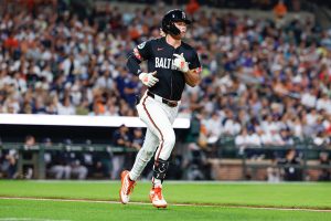 Holliday will begin season on injured list after breaking hamate bone